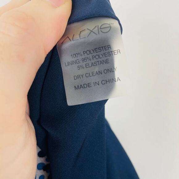 Alexis Lizbeth Wide-Leg Embroidered Crochet floral Pants size XL - Picture 7 of 8